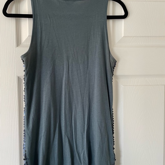 ANN TAYLOR fabulous sequin top. Medium green. Small. Gorgeous!Perfect condition - Picture 4 of 4